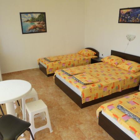 "Agatopolis"- Подсигурено Безплатно Паркиране Hotel Ahtopol Buitenkant foto