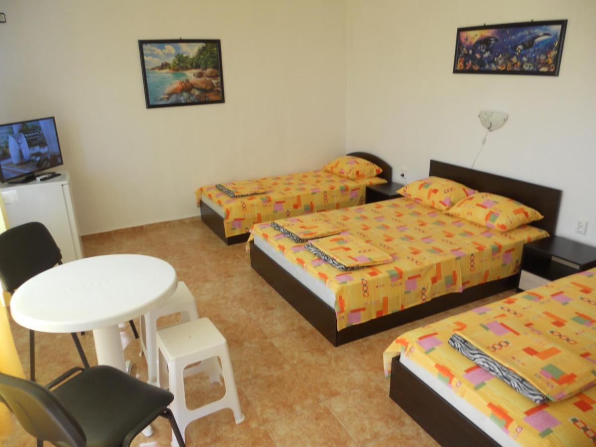"Agatopolis"- Подсигурено Безплатно Паркиране Hotel Ahtopol Buitenkant foto